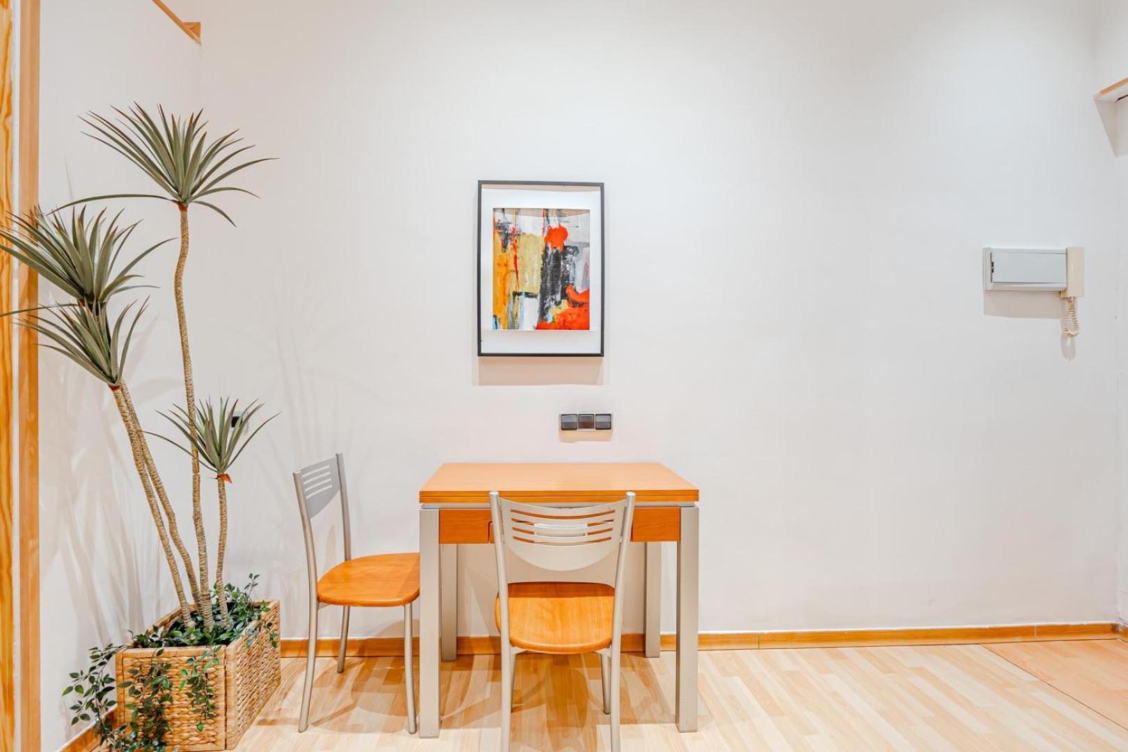 Appartamento Increible Loft A 5 Min Del Retiro & Wizink Madrid Esterno foto